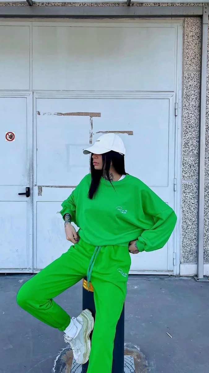 Pantalone Jogger verde con ricamo - immagine 3