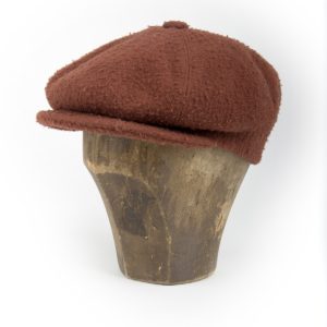 Cappello tipo “Gatsby” in panno casentino, ruggine