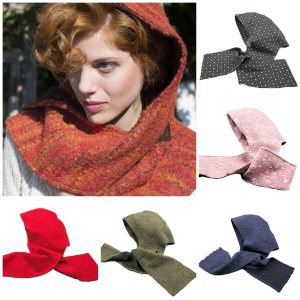 Sciarpa con cappuccio in lana cotta