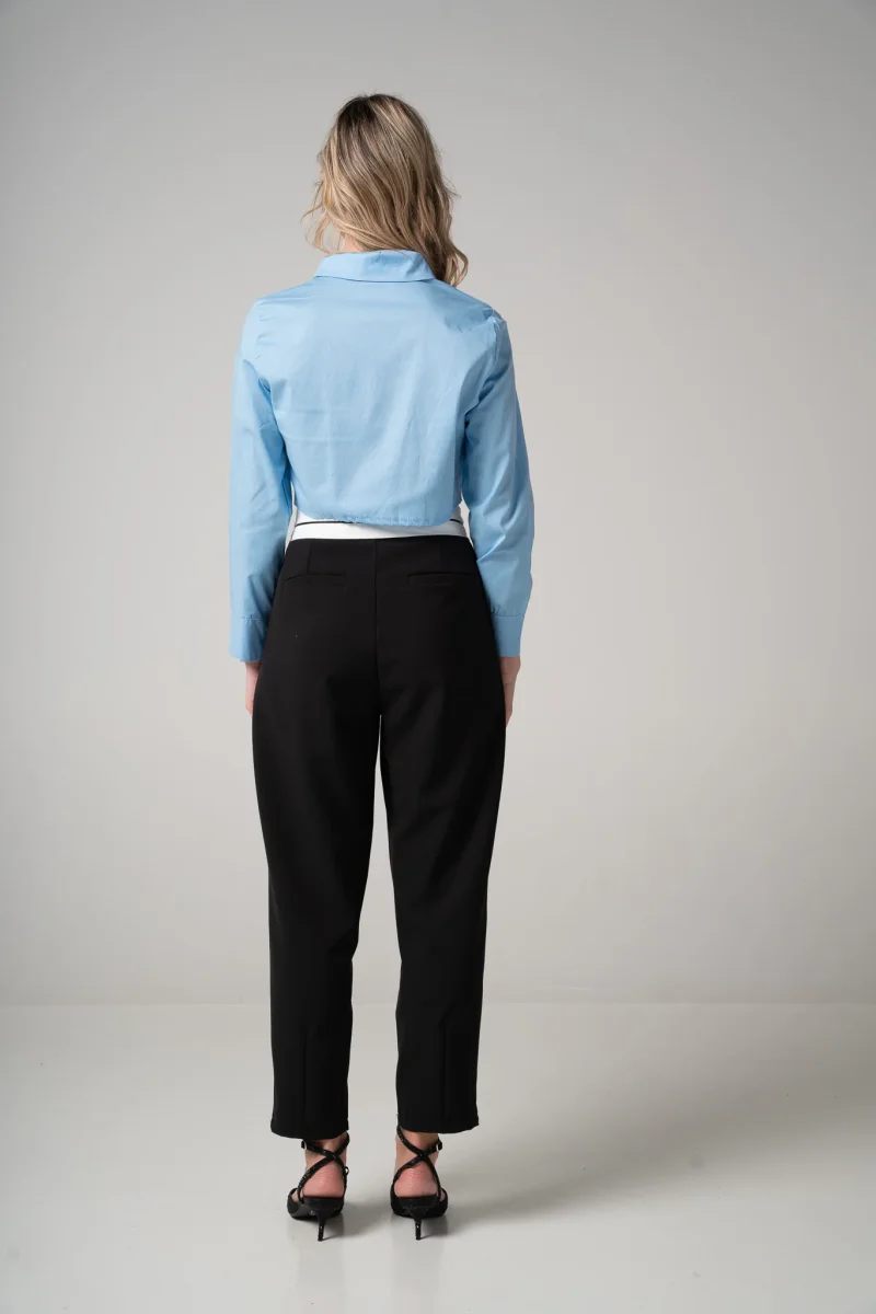 Pantalone nero con cintura sartoriale bianca - immagine 5