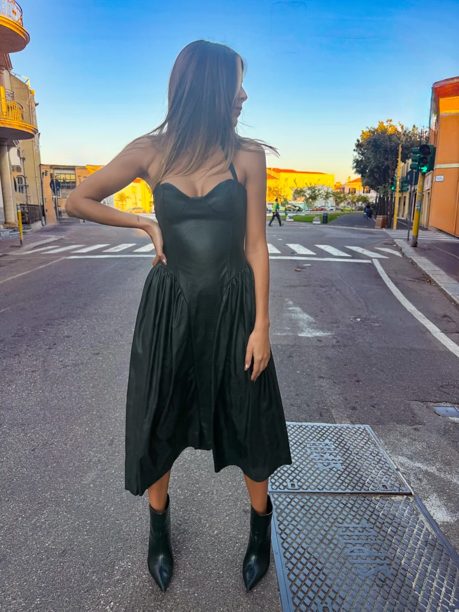 Abito “Define” Nero - immagine 4