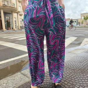 Pantaloni “Multilove”