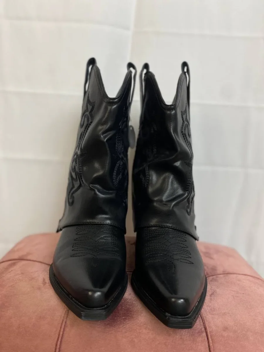 Camperos “Hold’em “ - immagine 6