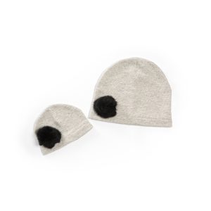 Cappello Invernale Bambina  pon pon nero in felpa