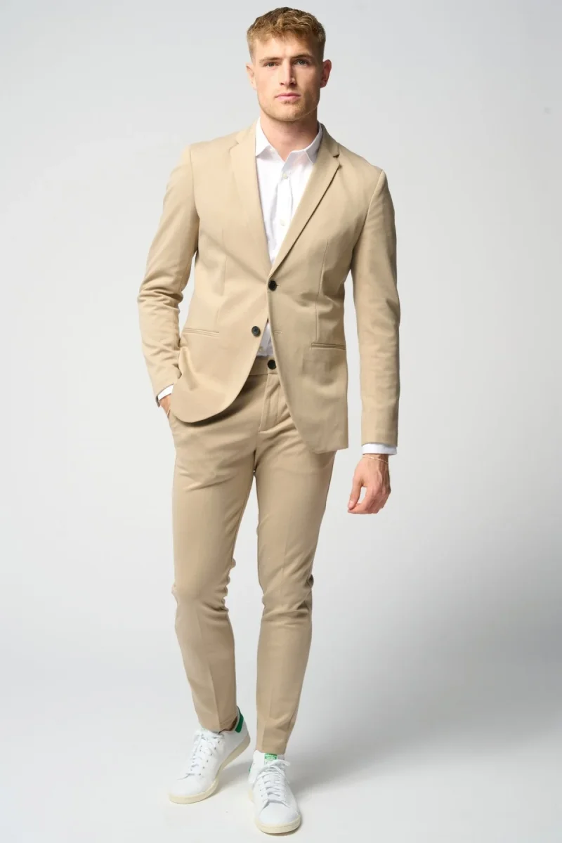 The Original Performance Suit™️ (Sabbia) + Cravatta - Pacchetto di vendita (V.I.P) - immagine 3