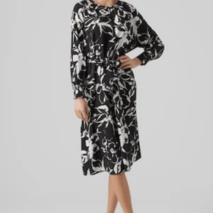 Polliana Maxi Kjole - Flower Black